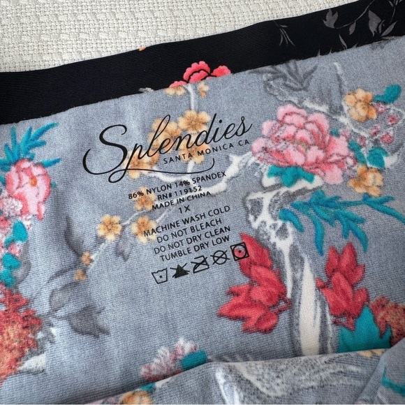 Black Floral Thong Panties by Splendies Size 1X NWT - Picture 6 of 8